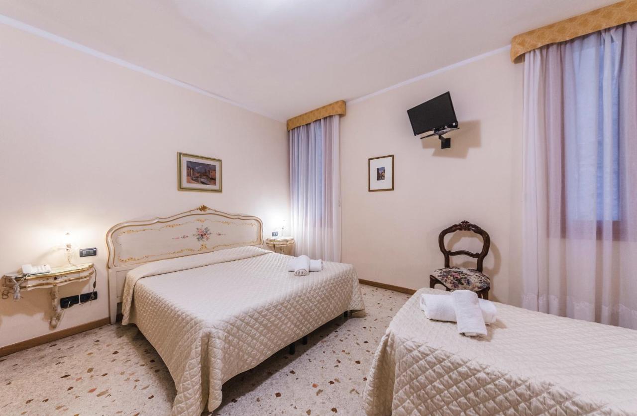 Hotel Ca' Leon D'Oro Wenecja Zewnętrze zdjęcie